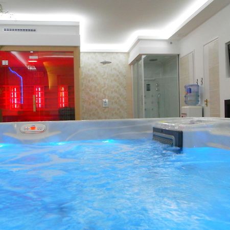 Katalin Boutique & Wellness Apartmanok Hajdúszoboszló Exteriör bild