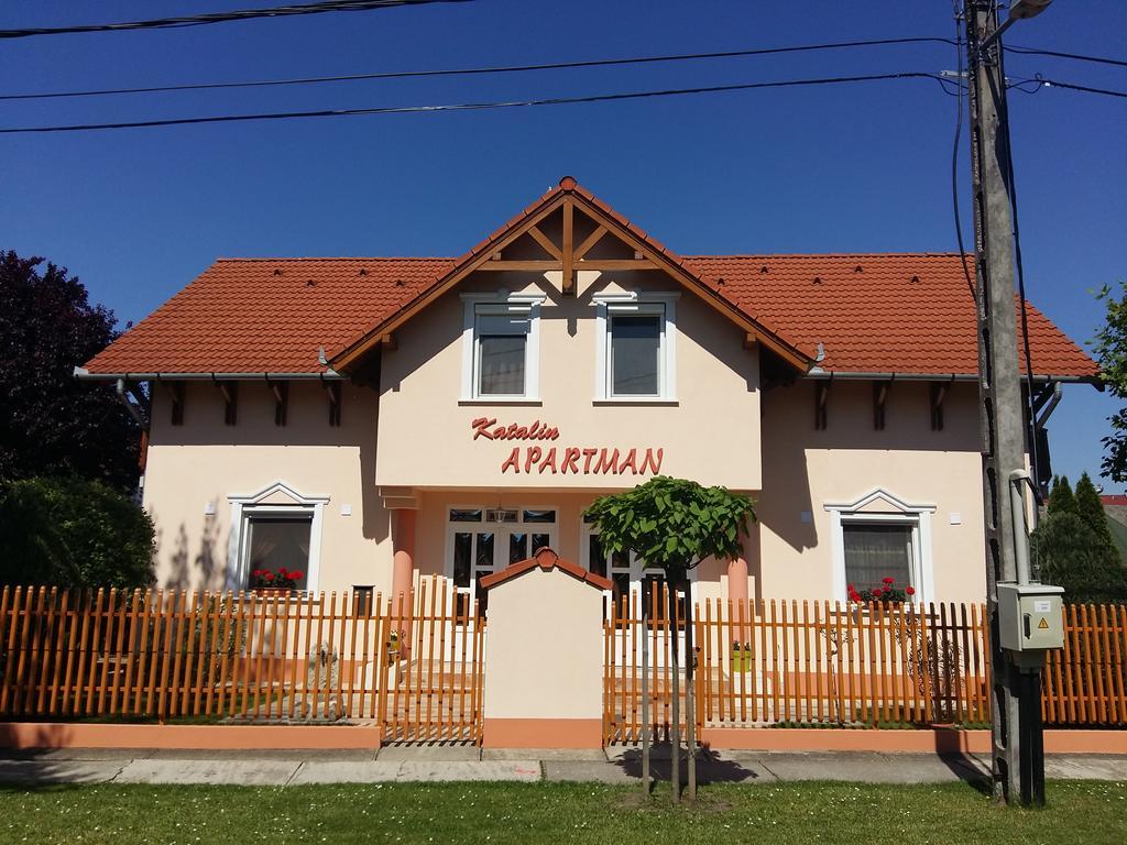 Katalin Boutique & Wellness Apartmanok Hajdúszoboszló Exteriör bild