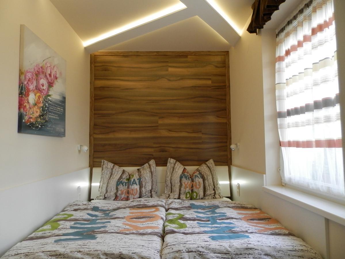 Katalin Boutique & Wellness Apartmanok Hajdúszoboszló Exteriör bild