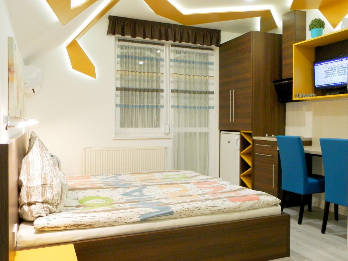 Katalin Boutique & Wellness Apartmanok Hajdúszoboszló Exteriör bild